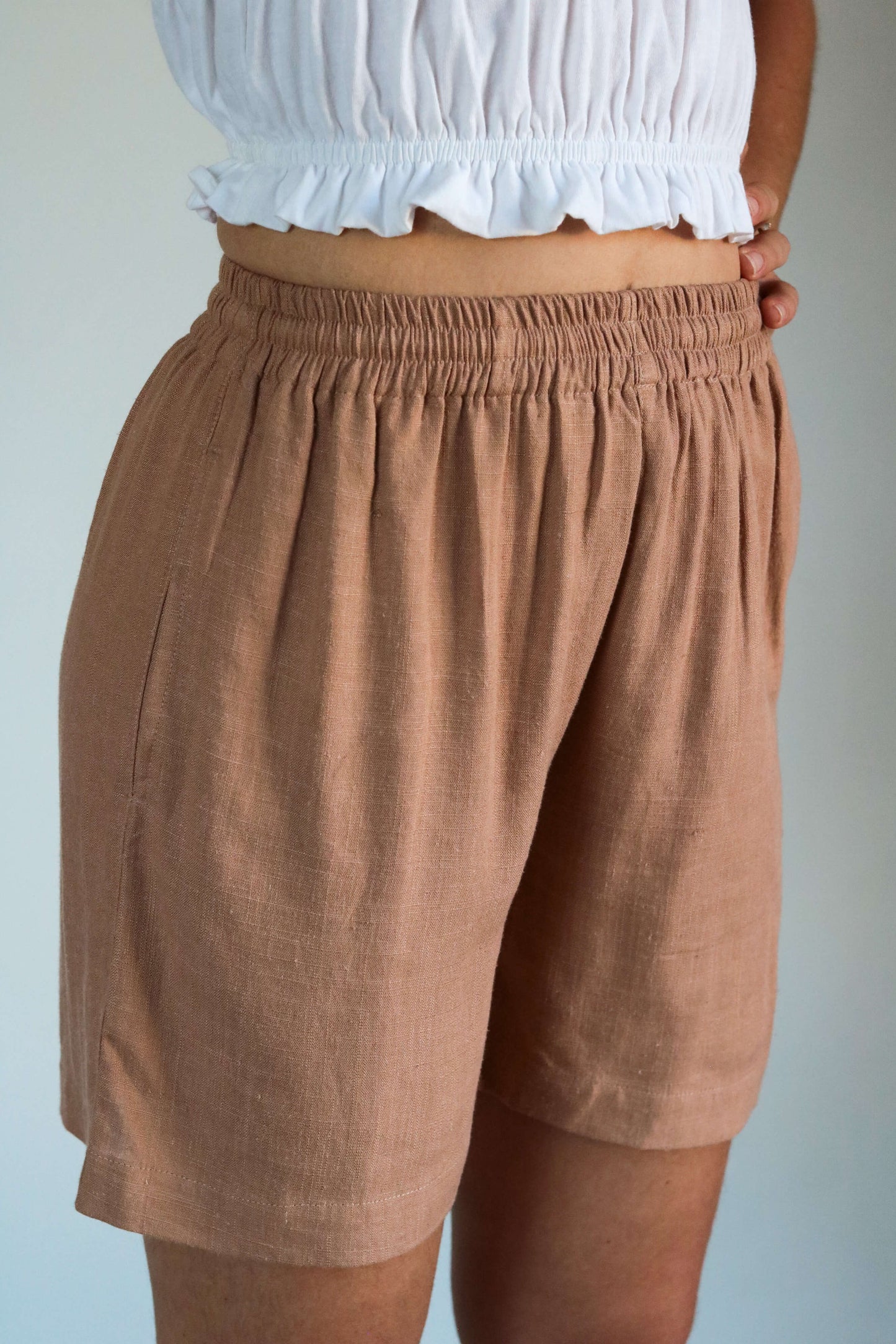 Short pour femme en lin rose